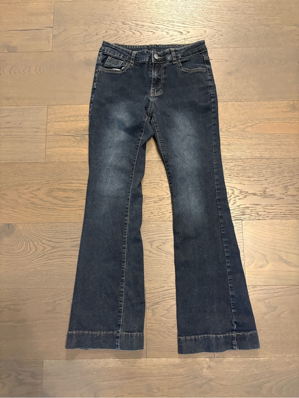 Ladies dark denim boot cut jeans sz small GUC